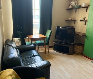 1 Bed Flat, King Street, AB24 - Photo 4