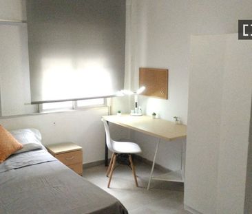 seville, Andalusia 41009 - Photo 1