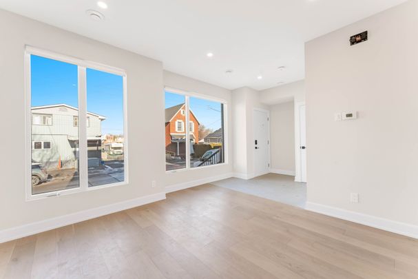 For Lease - 130 CARILLON Street Unit# A, Vanier and Kingsview Park, Ontario - Photo 1