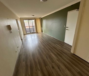 2 bedder unit - Photo 5