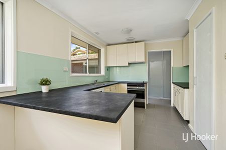 9 Marulda Street, Aranda ACT, Belconnen - Photo 3