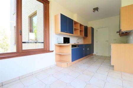 Appartement te huur - Foto 3