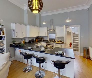 2 bedroom townhouse to rent - Photo 6