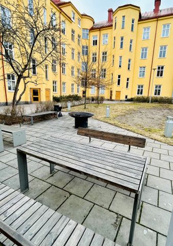 Västra Åsgatan, Eskilstuna - Photo 2