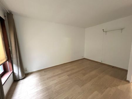 Location Studio 1 Pièce(s) CHARENTON-LE-PONT (94220) - Photo 2