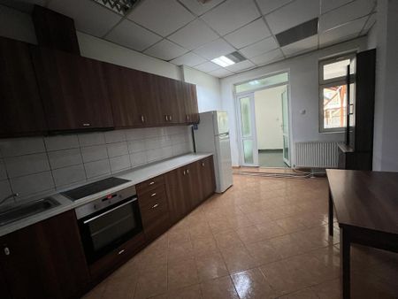 Inchiriez casa 3 camere zona Ultracentrala - RH-36194 - Fotografie 5