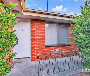 Centrally Located Two Bedroom Unit - Photo 2