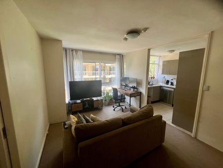 Elizabeth Bay - Photo 5