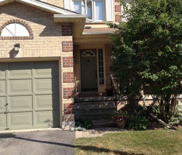 302 College Ave W, Guelph - Photo 2