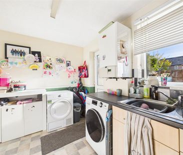 2 bedroom terraced house to rent - Photo 6