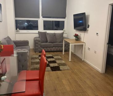 1 Bed Flat, Hawthorns Business Centre, B66 - Photo 4