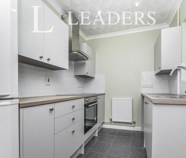 2 bedroom terraced house to rent - Photo 2