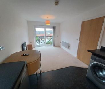 Smith Road, Llanishen, Cardiff - Photo 6