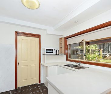 UNIQUE FAMILY HOME IN THE HEART OF EASTWOOD - Photo 3