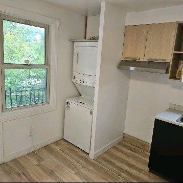 Grand 6 1/2 tout rénové avec cour privée - Photo 1