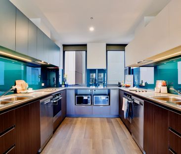 8 Bedroom Apartment - Photo 3