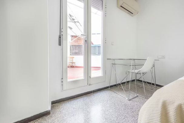 Passeig de lAlbereda, Valencia, Valencian Community 46010 - Photo 1