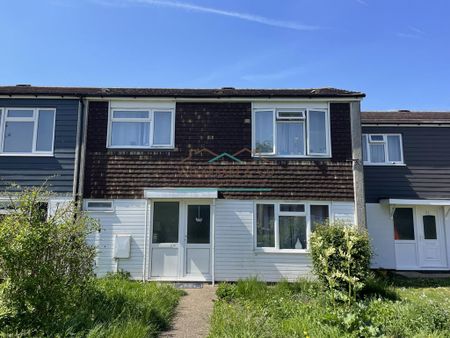 3 bedroom terraced house to rent - Photo 5