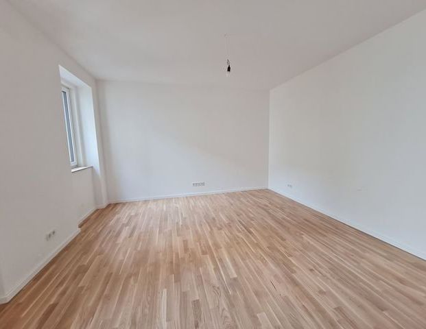Schicke 3-Zimmerwohnung mit Parkett, Balkon, EinbaukÃ¼che u. guter Energieeffizienz - Photo 1