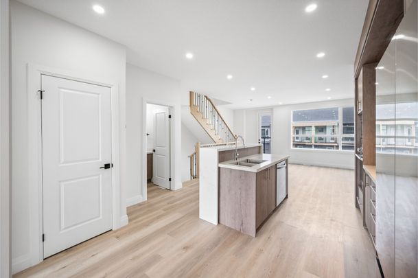 For Lease - 73 Warren Trail Unit# 33, Welland, Ontario - Photo 1