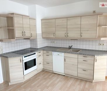 3-Raum-Wohnung mit Wintergarten und Einbauküche in schöner Ortslage... - Photo 4