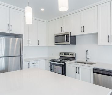 505-332 Gosling Gardens - Photo 2