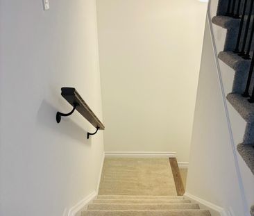 For Lease - 94 Sanders Road, Erin, Ontario - Photo 2