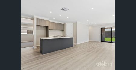 Modern Family Living in Sought-After Glanmire Estate - Photo 3