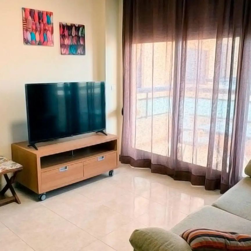 Apartamento de alquiler en Passeig Joan Miró, 20, Bellreguard - Photo 1