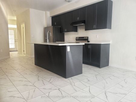 For Lease - 19 Buttercream Avenue, Thorold, Ontario - Photo 4