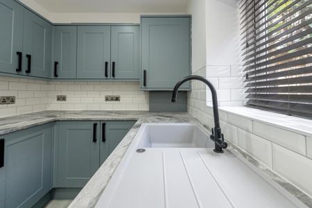 6 bedroom house to rent - Photo 5