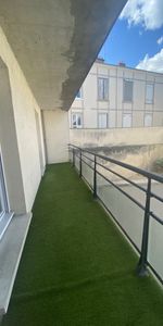 Location Appartement 2 pièces 39m² ORLEANS 45000 - Photo 3