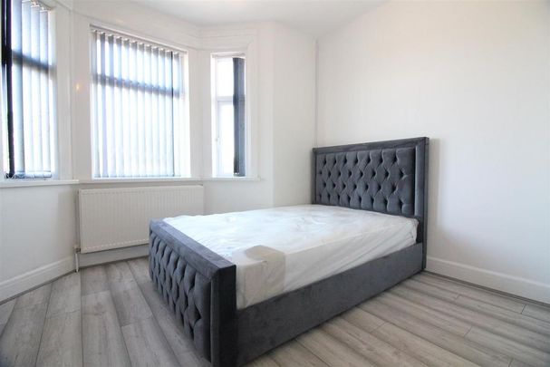 10 bedroom house share to rent - Photo 1