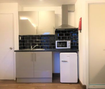 Studio to rent - Photo 4