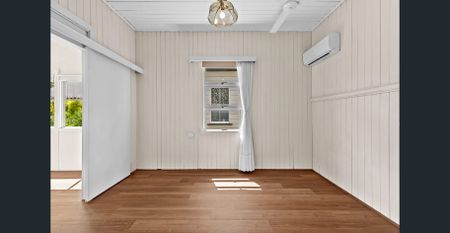 ROSALIE LIVING AT ITS FINEST - Photo 4