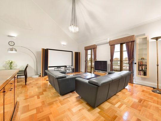 30/380 High Street, Kew VIC 3101 - Photo 1