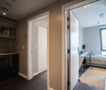 Studio to rent - Photo 1