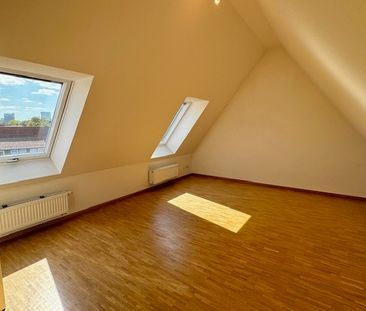 Maisonettewohnung. Neuwertig und zentral mit 4,5 Zimmer - Photo 6