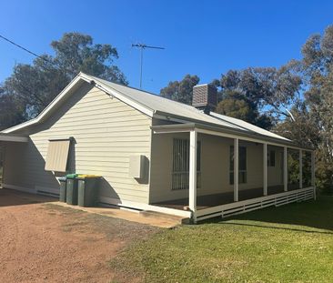 Four Bedroom House - Photo 5