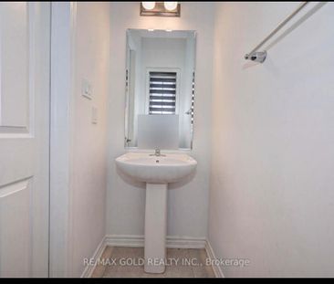 For Lease - 127 Histand Trail, Kitchener, Ontario - Photo 5