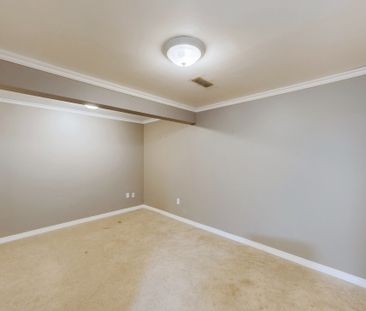 For Lease - 703 Middleton Crescent, Milton, Ontario - Photo 2