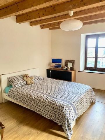 Beautiful 4.5-room apartment in village house, garden access - Photo 5