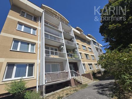 PRENÁJOM | Zrekonštruovaný 3-izbový byt s balkónom ( samostatné izby ) – Bratislava - Kramare. – Fotografia 3