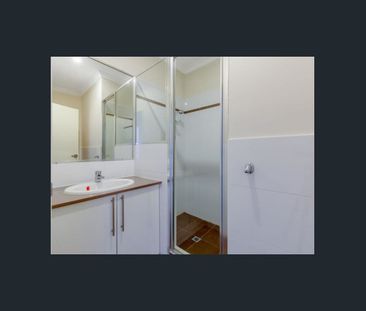 Room/15B Coulson Street, Wilson, WA 6107 - Photo 2
