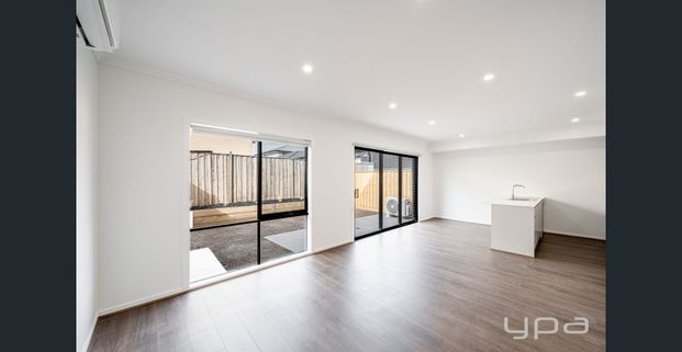 Brand New Living! - Photo 1