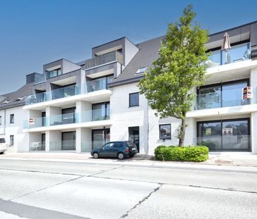 NIEUWBOUWAPPARTEMENT MET TWEE SLAAPKAMERS EN TERRAS - Photo 2
