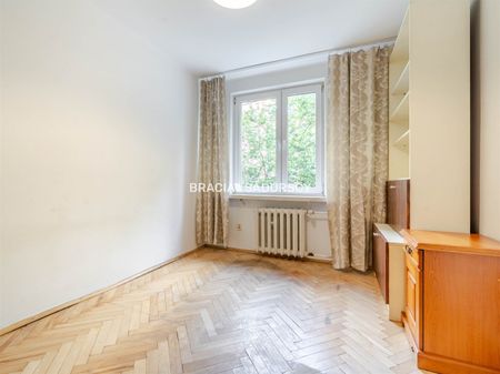 Jasne mieszkanie 2-pokojowe z osobną kuchnią - Zdjęcie 3