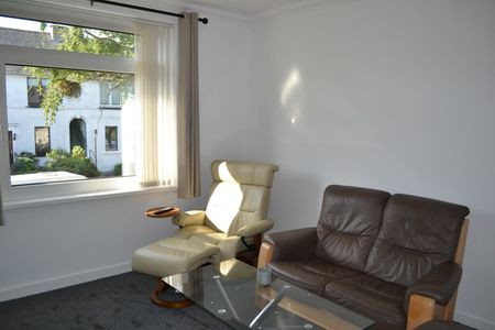 1 Bed Flat, Middlefield Crescent, AB24 - Photo 3