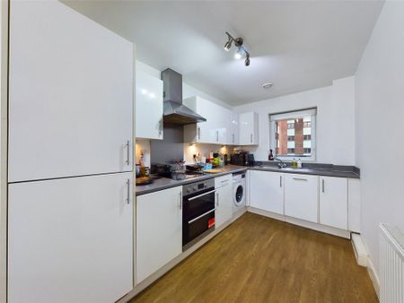 1 bedroom flat to rent - Photo 3