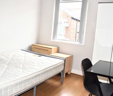 5 bedroom terraced house to rent - Photo 5